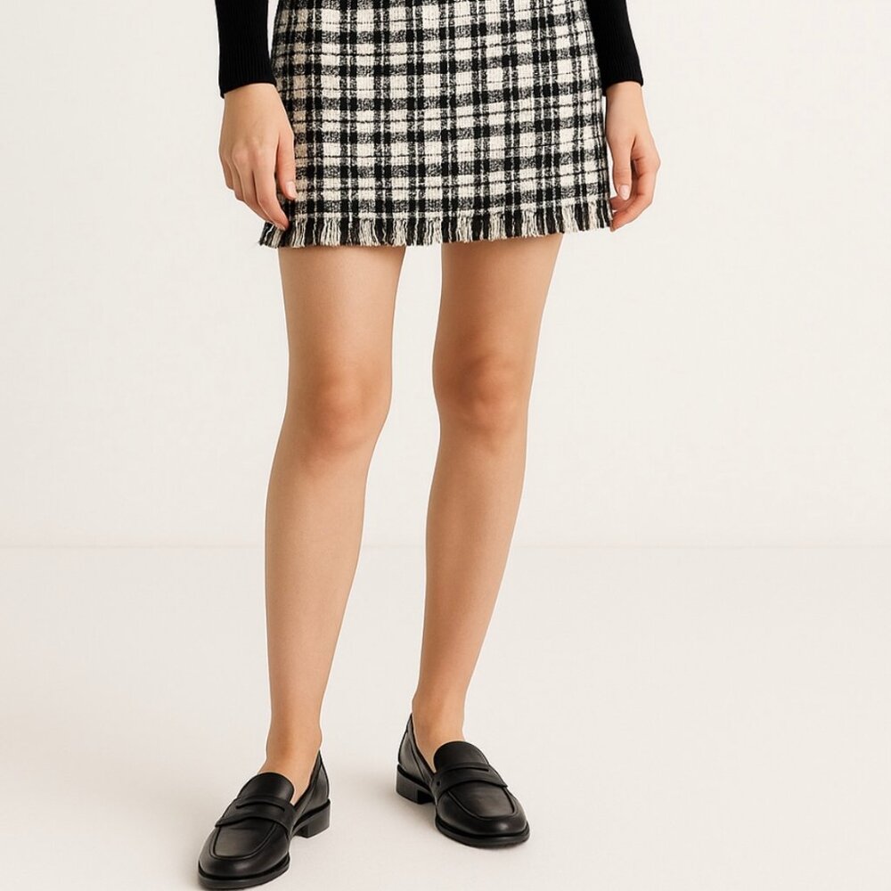 Preppy Tweed Plaid Skirt Large Mini Black & White Checkered Fringe Hem Classic - Picture 2 of 14